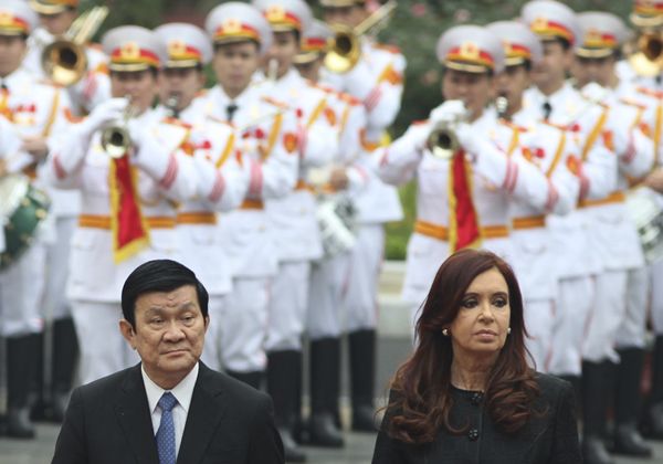 Cristina firmó con su par de Vietnam acuerdos sobre industria y energía