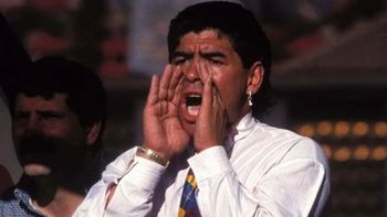Diego Maradona debutó como director técnico de Deportivo Mandiyú el 9 de octubre de 1994. Diego Maradona debutó como director técnico de Deportivo Mandiyú el 9 de octubre de 1994.