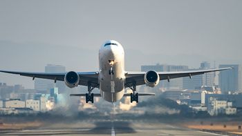 Vuelo perdido y una condena que pone el foco en la responsabilidad del transporte terrestre. Vuelo perdido y una condena que pone el foco en la responsabilidad del transporte terrestre.