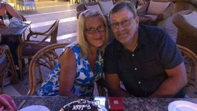 Le devolvieron los restos de su marido sin órganos