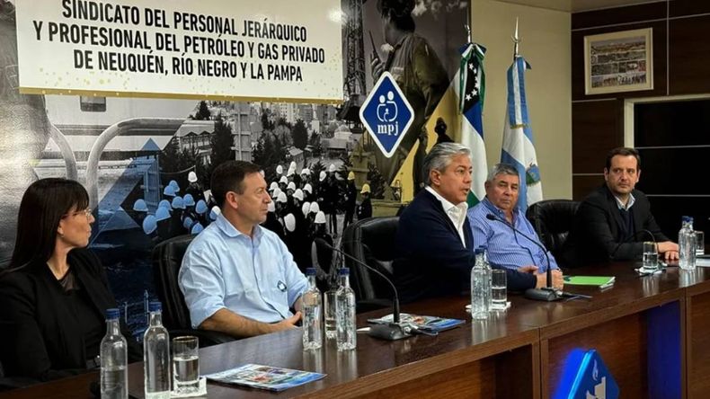 Rolando Figueroa: Cuando asumimos, el 110% de las regalías de Vaca Muerta se usaba para pagar sueldos