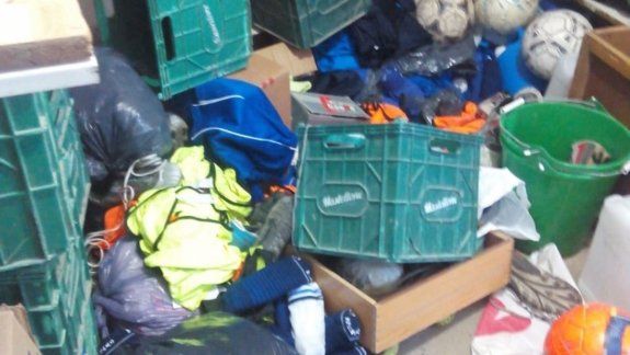 Ladrones destrozaron y saquearon el club de Zapala