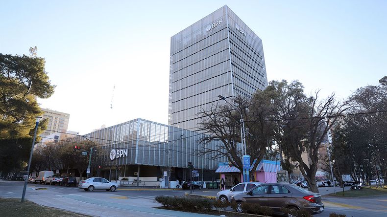 Confirman la fecha de pago de haberes a los estatales de Neuquén | LM Neuquen Confirman la fecha de pago de haberes a los estatales de Neuquén