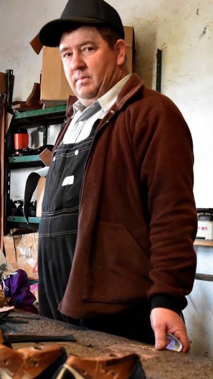 El mameluco azul, la ropa y el color permitidos por la Biblia. Foto: @coloniamenonitalanuevaesperanza El mameluco azul, la ropa y el color permitidos por la Biblia. Foto: @coloniamenonitalanuevaesperanza