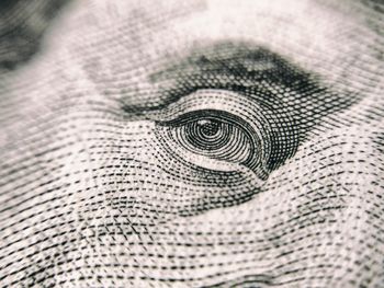 La estrategia del Gobierno para estabilizar el dólar y contener los precios.