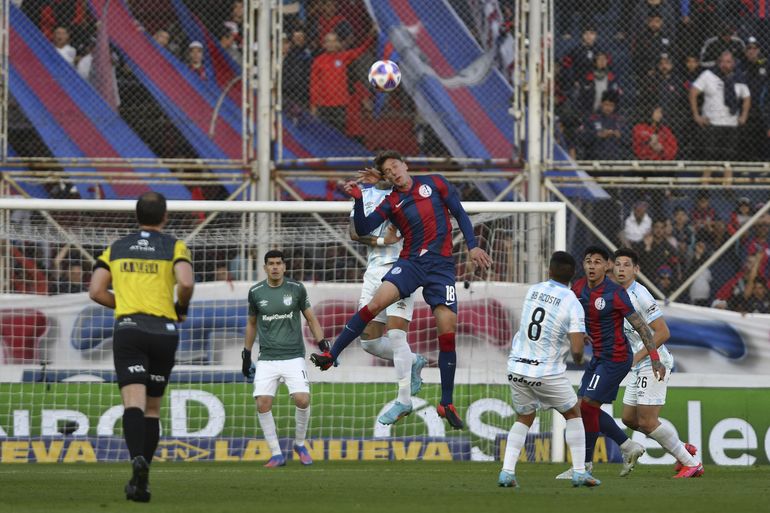 La mejor noticia para Boca y River y el blooper de Niembro