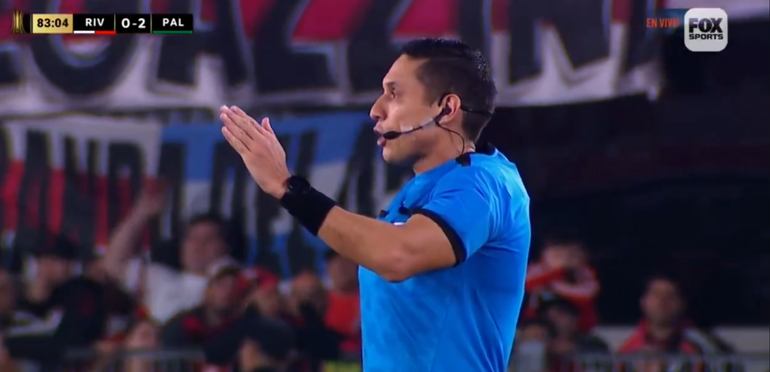 Montiel estaba en offside en la jugada del penal para River.