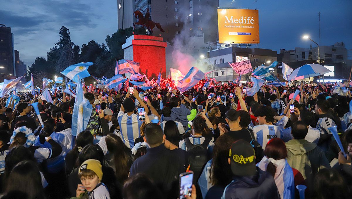 Festejos en el Monumento por el triunfo de Argentina: hubo 11 demorados por riñas y violencia