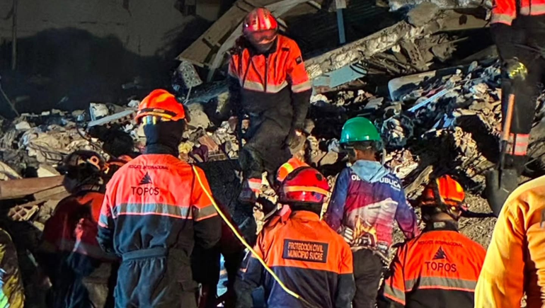 Bomberos Voluntarios de Centenario