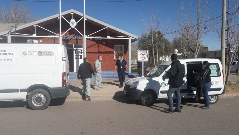 Hallan a un preso ahorcado y con golpes en un calabozo