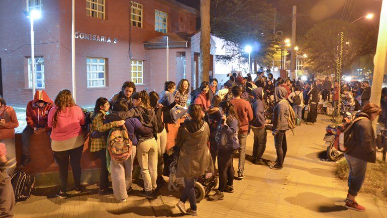 Confuso episodio afuera del MNBA terminó con siete detenidas