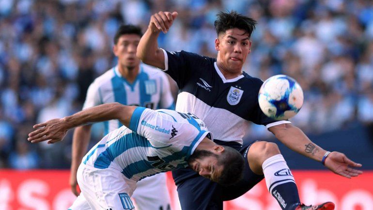 Racing venció esta tarde como local a Gimnasia y Esgrima La Plata por 1 a 0