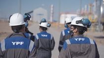 Las acciones de YPF llegaron a estar hasta un 7% abajo tras la sentencia de la jueza Loretta Preska.