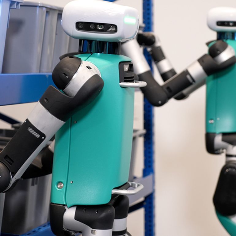 Mercado Libre incorporó robots humanoides para trabajos de logística en su centro de operaciones ubicado en San Antonio (Texas). Mercado Libre incorporó robots humanoides para trabajos de logística en su centro de operaciones ubicado en San Antonio (Texas).