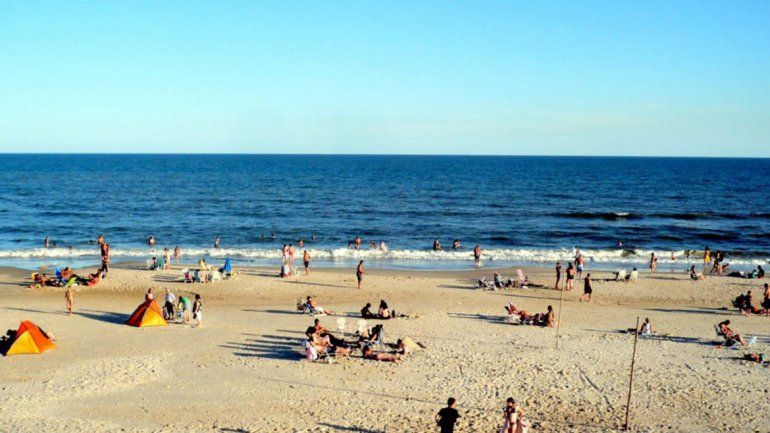 Murió un hombre en Uruguay por la bacteria de la playa