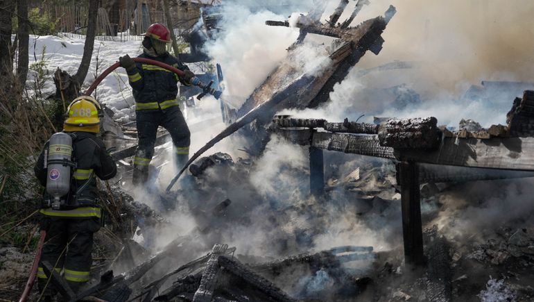 A causa de un incendio un hombre quedó con lo puesto
