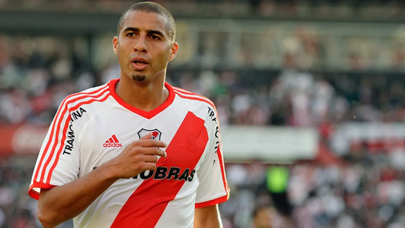 Trezeguet regresa a River: el rol que ocupará | LM Neuquen Trezeguet regresa a River: el rol que ocupará