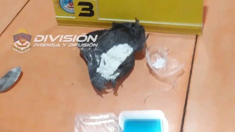 Dos detenidos y drogas secuestradas en operativos antinarcos