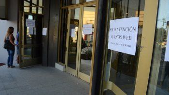 Cierran la oficina de rentas por un caso de Covid
