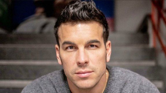 Mario Casas dice estar enamorado del cine y las butacas