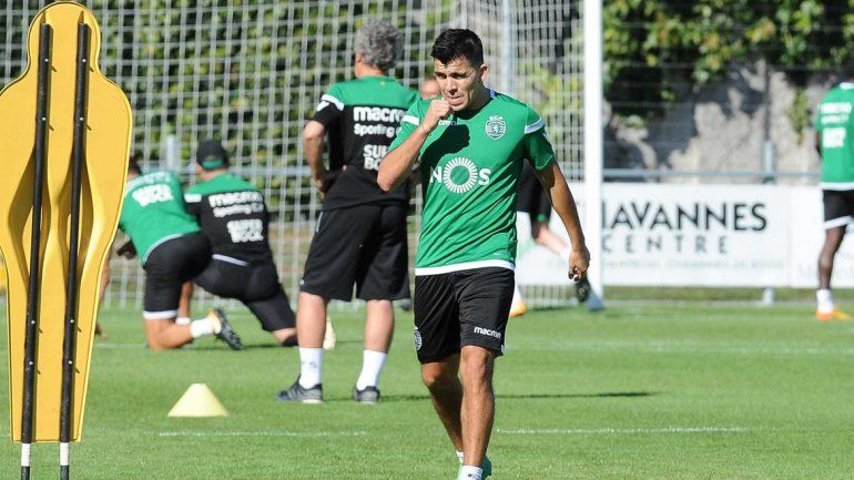 Acuña ayer no jugó por una distensión muscular.