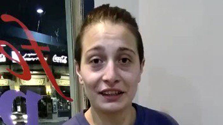 La policía porteña dice que sus agentes fueron agredidos primero.