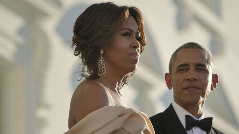 Michelle admitió que habría tirado del balcón a Obama