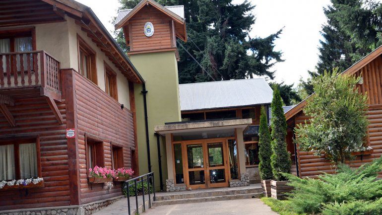 El caso del municipal generó ruido en la comuna angosturense.