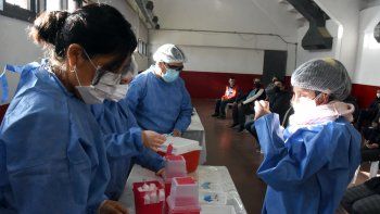 SFP Vacunacion Covid Ruca Che masyores de 32 (7).JPG