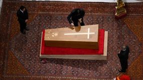 Javier Milei llegó a Roma, pero no estuvo en el cierre del féretro del papa Francisco