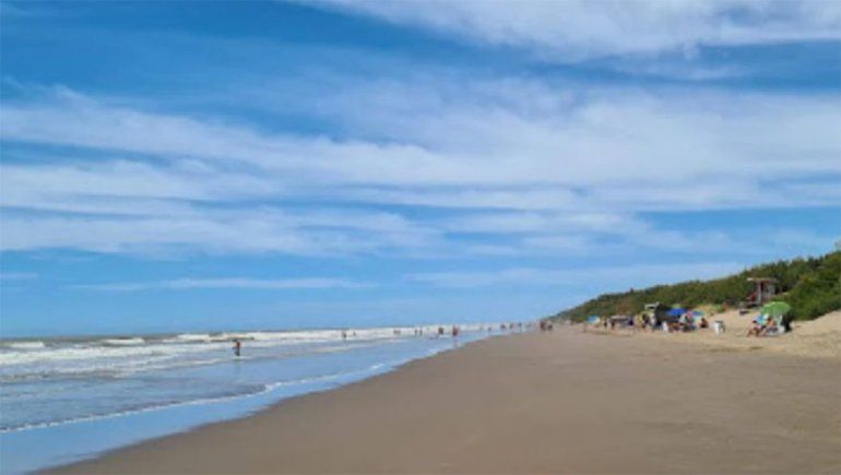 Tragedia en la costa bonaerense: dos niños murieron tras ser arrastrados por el mar