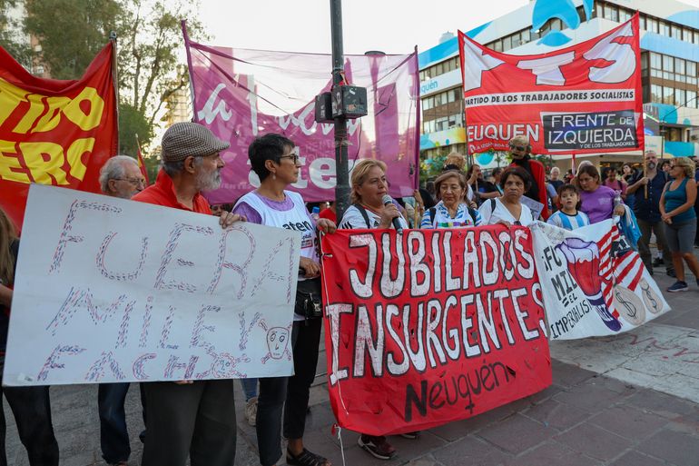 Se convocó a una nueva marcha en repudio a la represión de este miércoles en las inmediaciones del Congreso.