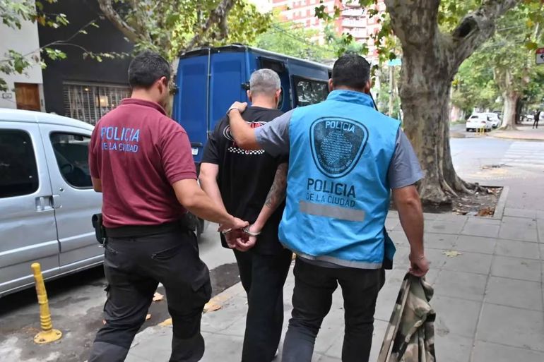 Marcelo Corazza detenido por una causa de trata de personas y corrupción de menores. Foto: Policía CABA. Marcelo Corazza detenido por una causa de trata de personas y corrupción de menores. Foto: Policía CABA.