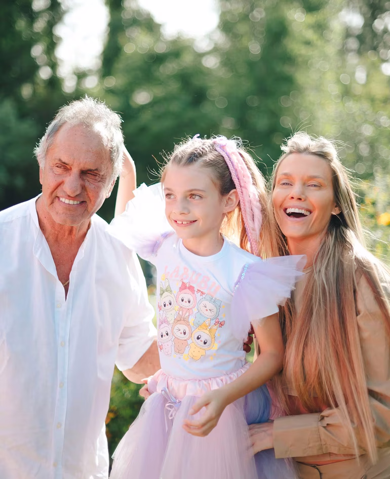 Tras varias idas y vueltas, la pareja se muestra más unida que nunca. Tras varias idas y vueltas, la pareja se muestra más unida que nunca.