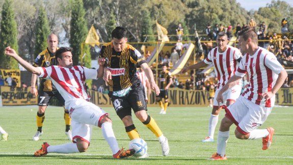 El Rojo quiere seguir con la buena senda que inició con Landeiro y tiene la parada más difícil en Madryn: contra el puntero y en un escenario donde no conoce la victoria.