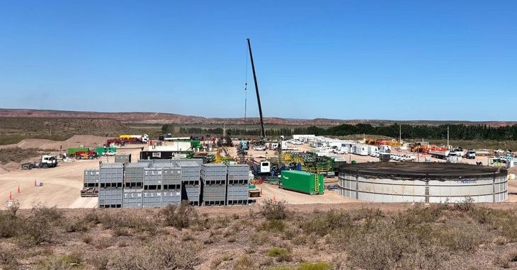 Logística propia y récords de fractura: el nuevo paso operativo de Tecpetrol en Vaca Muerta. (Foto: LinkedIn) Logística propia y récords de fractura: el nuevo paso operativo de Tecpetrol en Vaca Muerta. (Foto: LinkedIn)