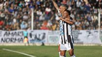 cipo demolio a deportivo rincon y sigue como unico puntero