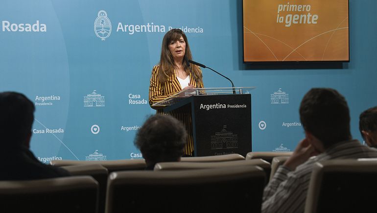 Mientras se habla de una inflación de más del 100%, Cerruti culpó a los especuladores