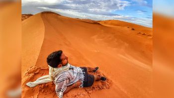 Dejó la carrera para cumplir su sueño de viajar por el mundo y hoy lleva 80 países recorridos | LM Neuquen Dejó la carrera para cumplir su sueño de viajar por el mundo y hoy lleva 80 países recorridos