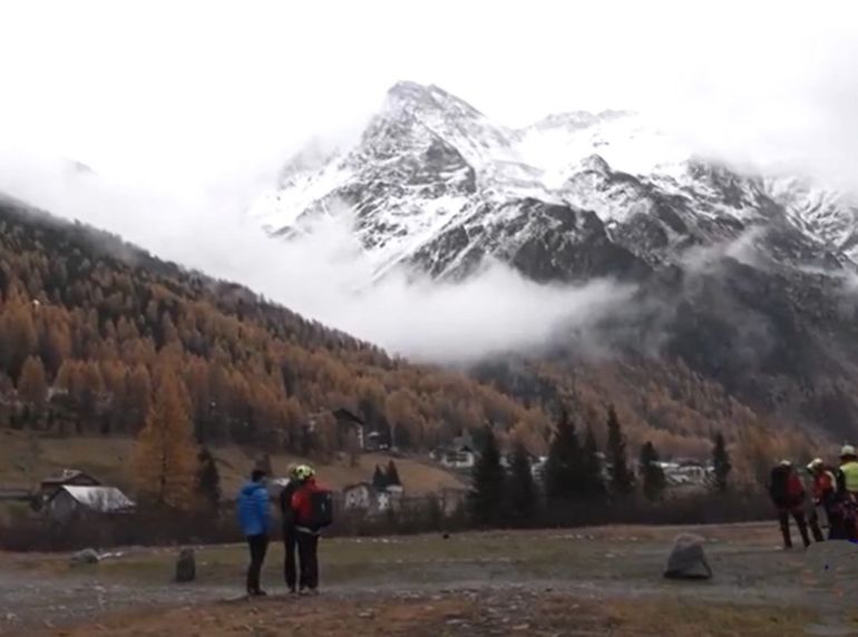 Arrastrados por una avalancha: así murieron un padre, su hija y otros tres alpinistas Arrastrados por una avalancha: así murieron un padre, su hija y otros tres alpinistas