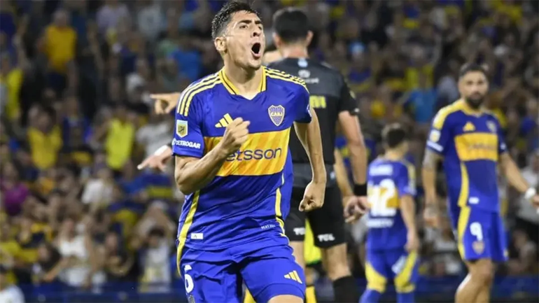 Miguel Merentiel anotó el 2 a 1 para Boca.