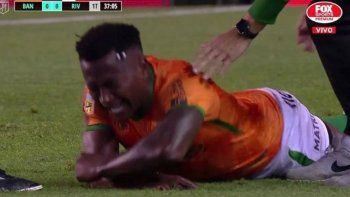 El dolor de Cuero tras su desgarro. El dolor de Cuero tras su desgarro.