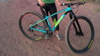 apunalaron a un ciclista para robarle la bici en la autovia apunalaron a un ciclista para robarle la bici en la autovia