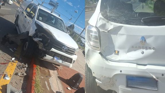 Fuerte choque en ruta 7: una camioneta impactó a un auto que esperaba el semáforo