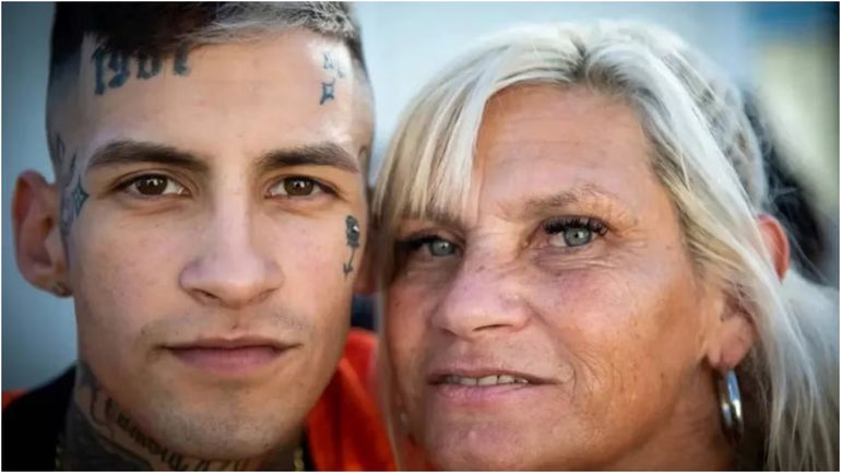 La mamá de L-Gante reveló quién está a cargo de la economía de su hijo