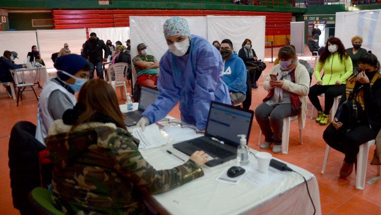 Vacunación en el Ruca Che.