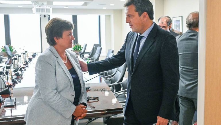 Sergio Massa con la directora del FMI, Kristalina Gueorguieva. Sergio Massa con la directora del FMI, Kristalina Gueorguieva.