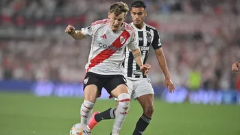 River, lejos de la épica y eliminado de la Libertadores por Mineiro