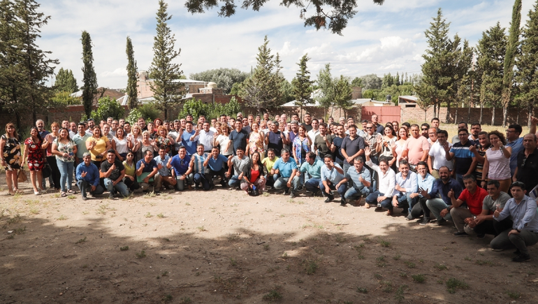 Koopmann acelera la campaña a 100 días de la elección