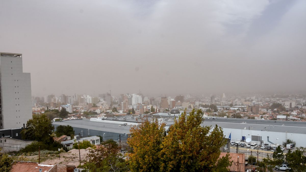 Alerta amarilla por fuertes vientos en la cordillera y el Alto Valle